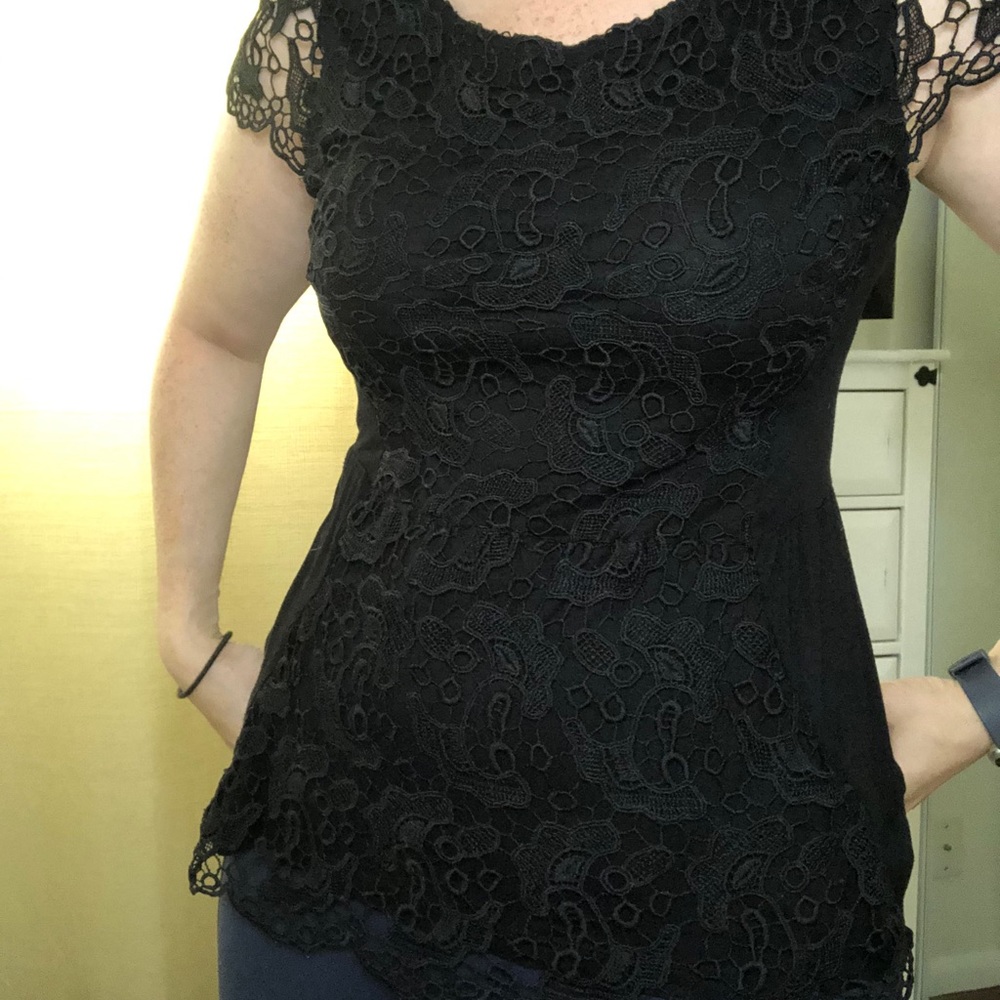 Black lace short sleeve shirt size sm